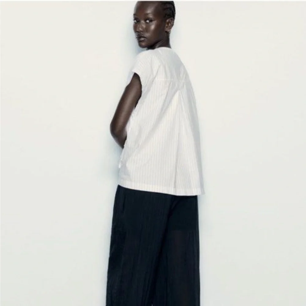 Zara NEW Cotton Poplin Stripe Side Button Vneck Tee Size Small Black/White - Picture 5 of 12